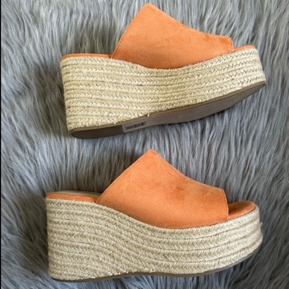 Soda Wedge Sandals Womens Size 8 1/2 Orange Open Toe Slip On Heeled Shoes - Picture 5 of 6